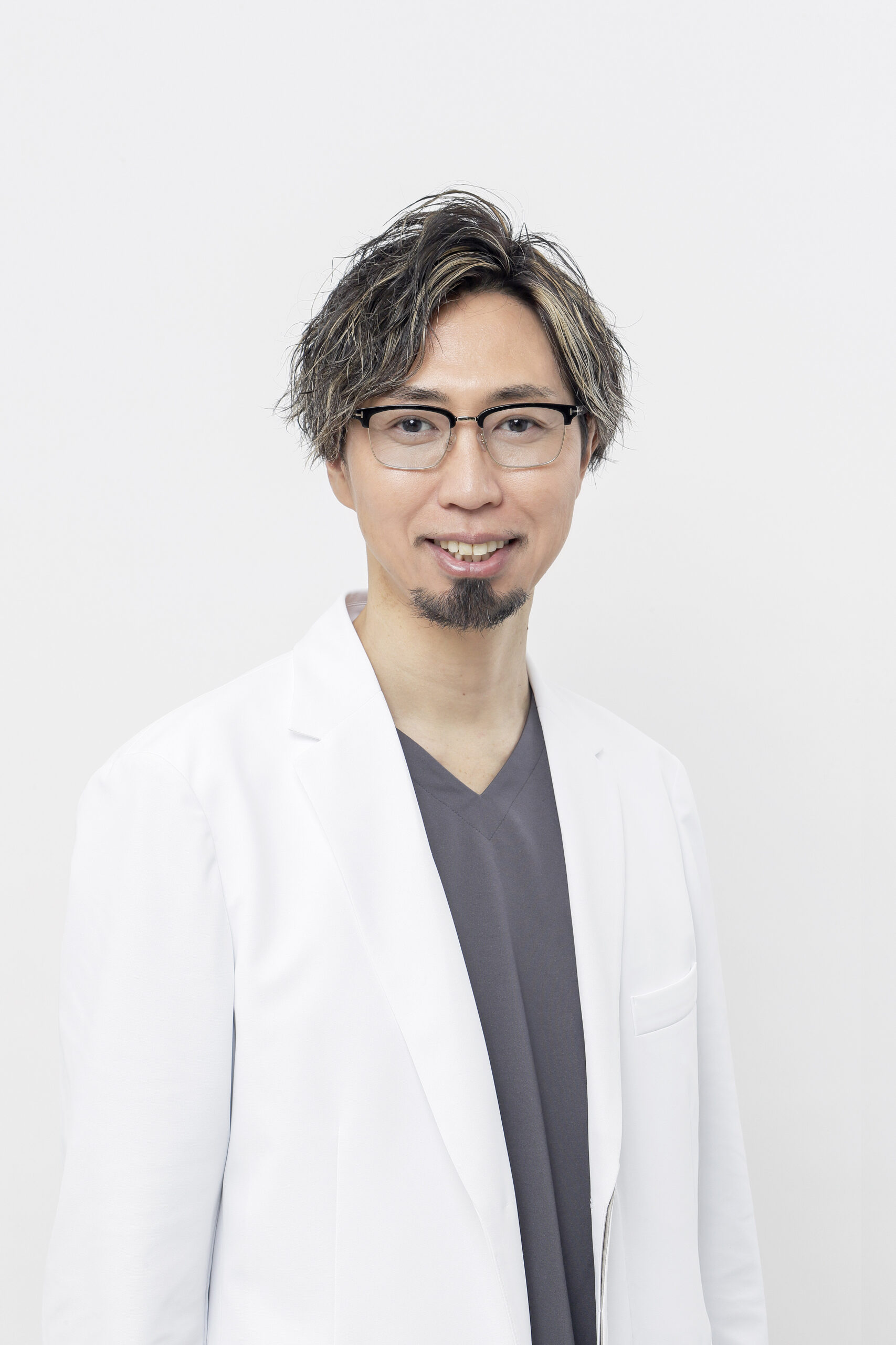 あいちビューティークリニック 院長 横山侑祐医師